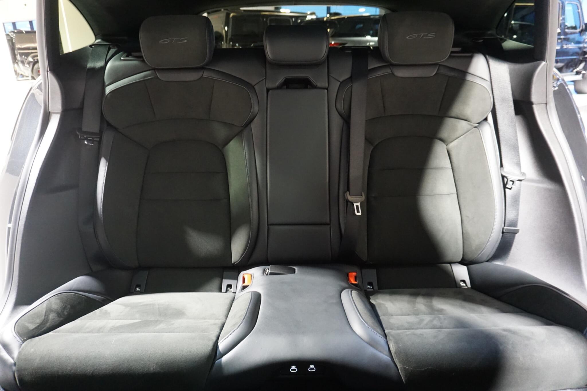 Porsche Taycan Performance Plus 93.4kWh GTS Sport Turismo 5dr Electric Auto 4WD (11kW Charger) (598 ps)